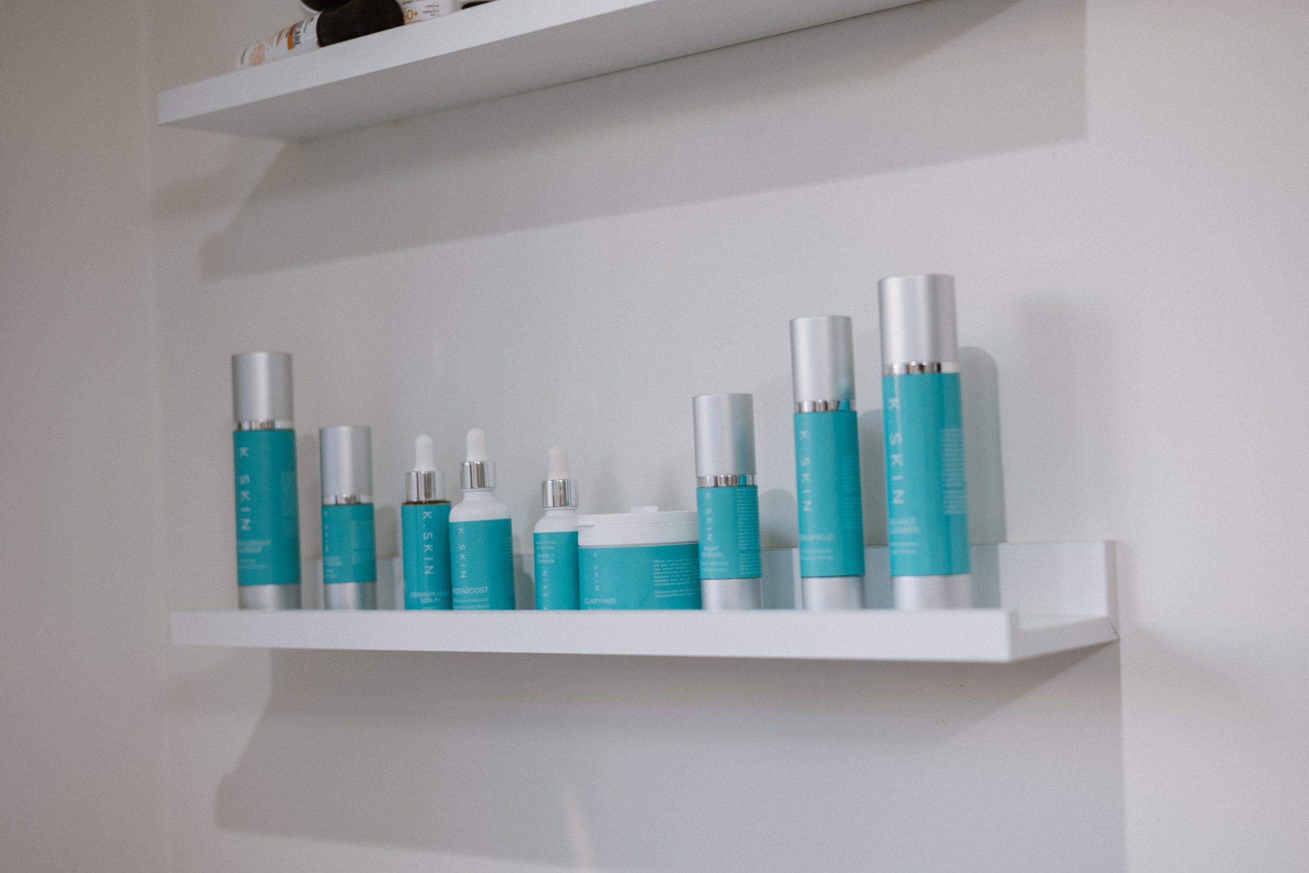 Read more about the article How to Choose the Right Cleanser for Your Skin